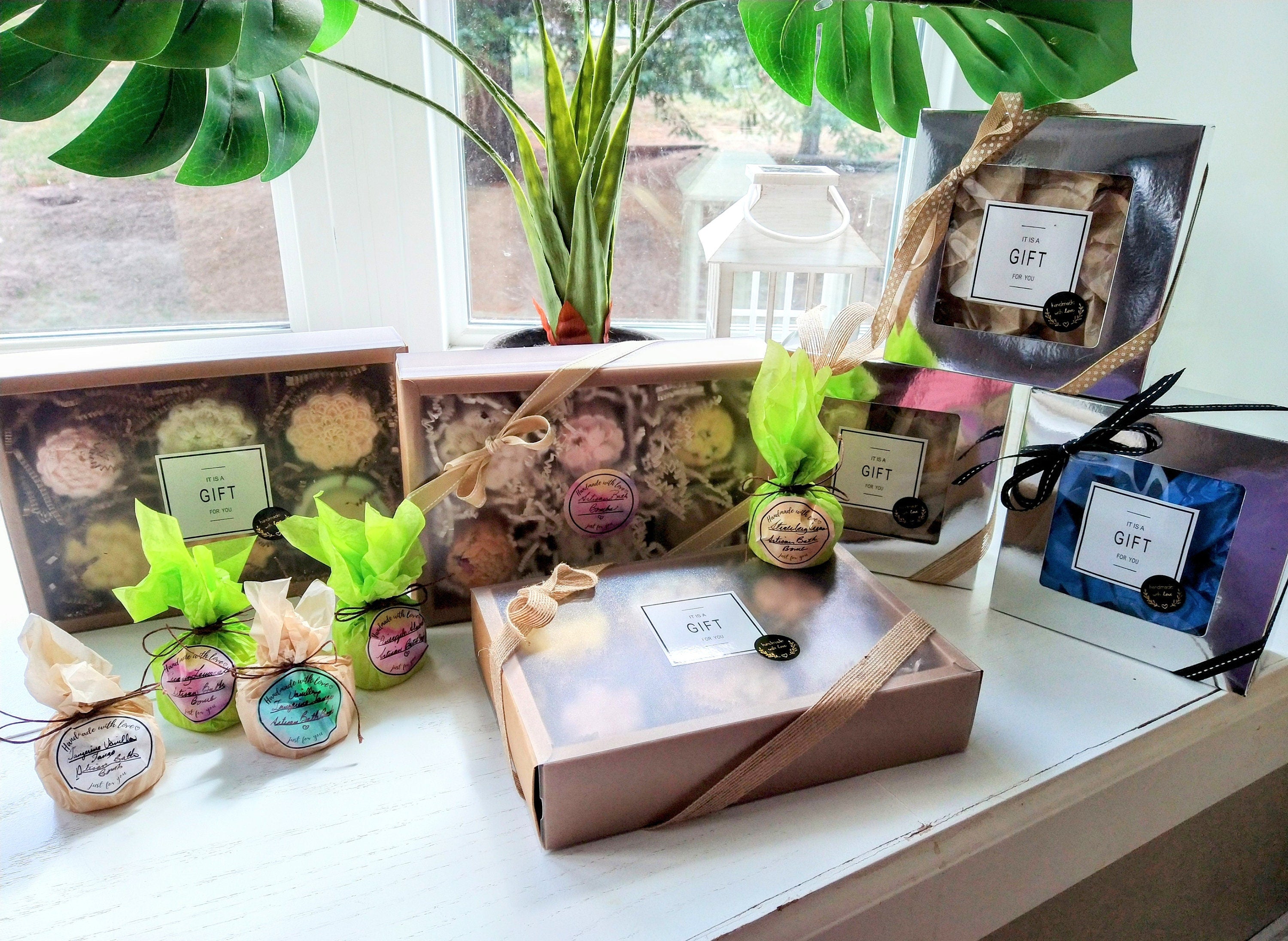 Artisan Bath Bomb Gift Set